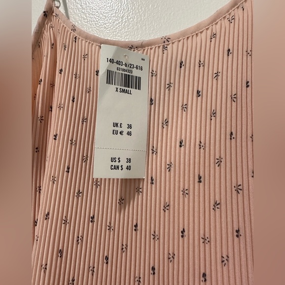 Abercrombie & Fitch Women Spaghetti Strap Pleated Lined Pink Tank Top XS NWT - Picture 6 of 9